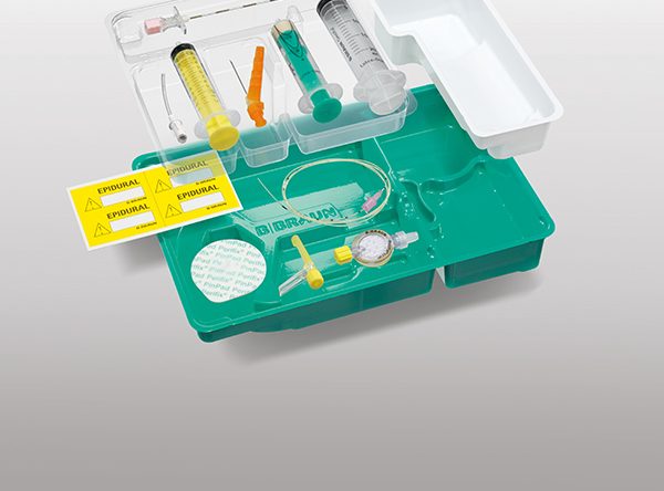 Cutomized kits for infusion therapy