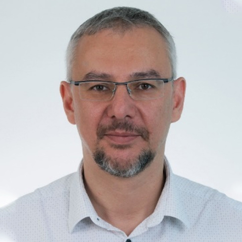 Porträtt Professor Radim Lipina